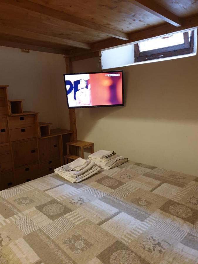 Antico Convento Appartement Moniga del Garda Buitenkant foto