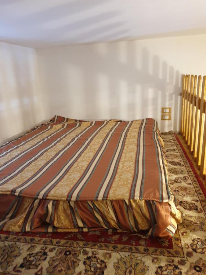 Antico Convento Appartement Moniga del Garda Buitenkant foto